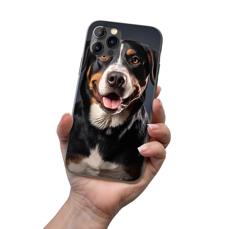 Velký švýcarský salašnický pes realistic