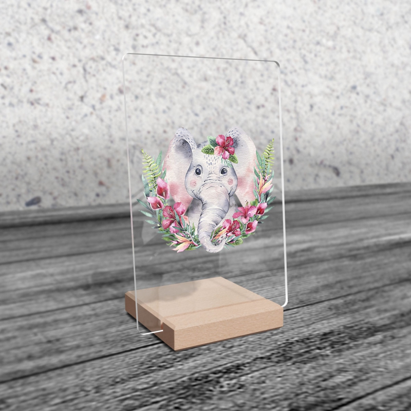 Slůně v květinách