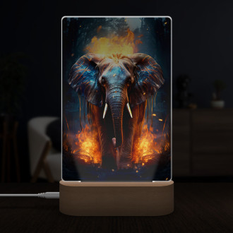 Lampa slon v ohnivé džungli