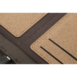 Složka s indukční nabíječkou