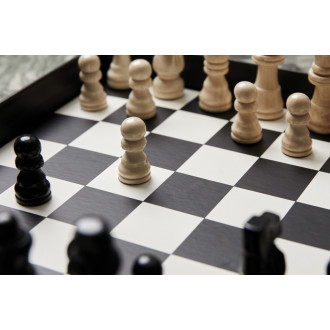 Šachová stolní hra VINGA