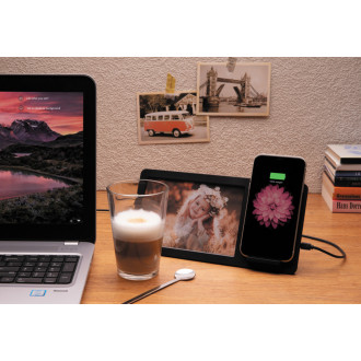 Fotorámeček s bezdrátovou nabíječkou 5W