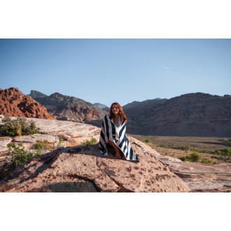 Plážová osuška XL Ukiyo Yukari z recykl. bavlny AWARE™