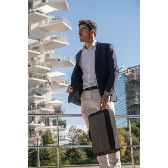 Nedobytný batoh & brašna Bobby Bizz 2.0