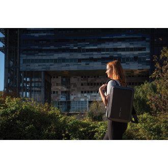 Nedobytný batoh & brašna Bobby Bizz 2.0