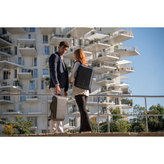 Nedobytný batoh & brašna Bobby Bizz 2.0