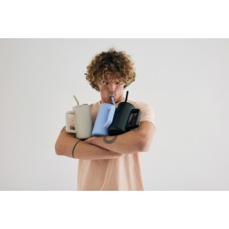 Hrnek Cube 800 ml z recykl. oceli s certifikací RCS