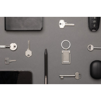 Klíčenka se stojánkem na telefon z RCS recykl. slitiny zinku