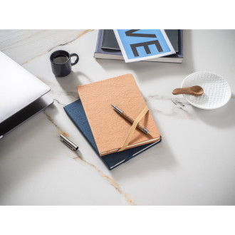 HUXLEY. Zápisník A5 s linkovanými stránkami FSC™ barvy slonové kosti