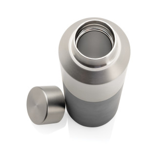 Lahev na vodu Fluid 600ml z RCS recyklované oceli