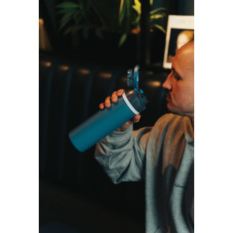 Uzavíratelná láhev Omni Sip 700ml z RCS recyklované oceli