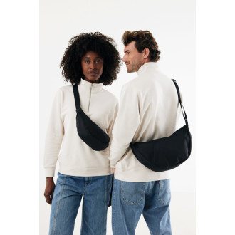 Crossbody Crescent XL z RPET AWARE™  ve tvaru půlměsíce
