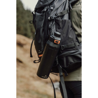 Uzamykatelná sportovní láhev Nordic Drift Trail z RCS