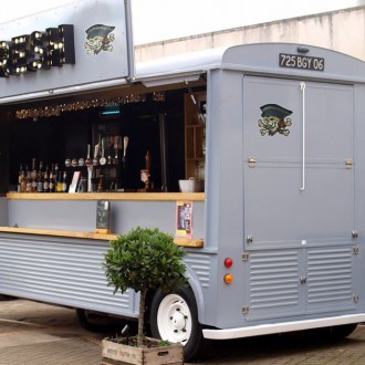 3D Samolepka Pirátská lebka