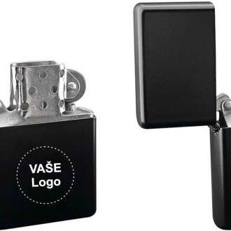 Benzínový zapalovač s matně černým povrchem